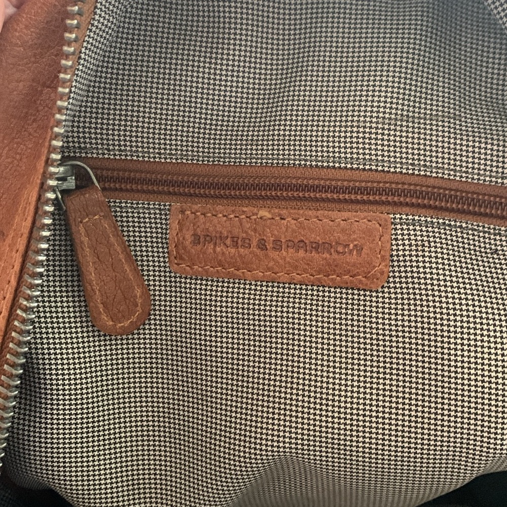 Spikes & Sparrow Leather Backpack - Picture 4 of 9